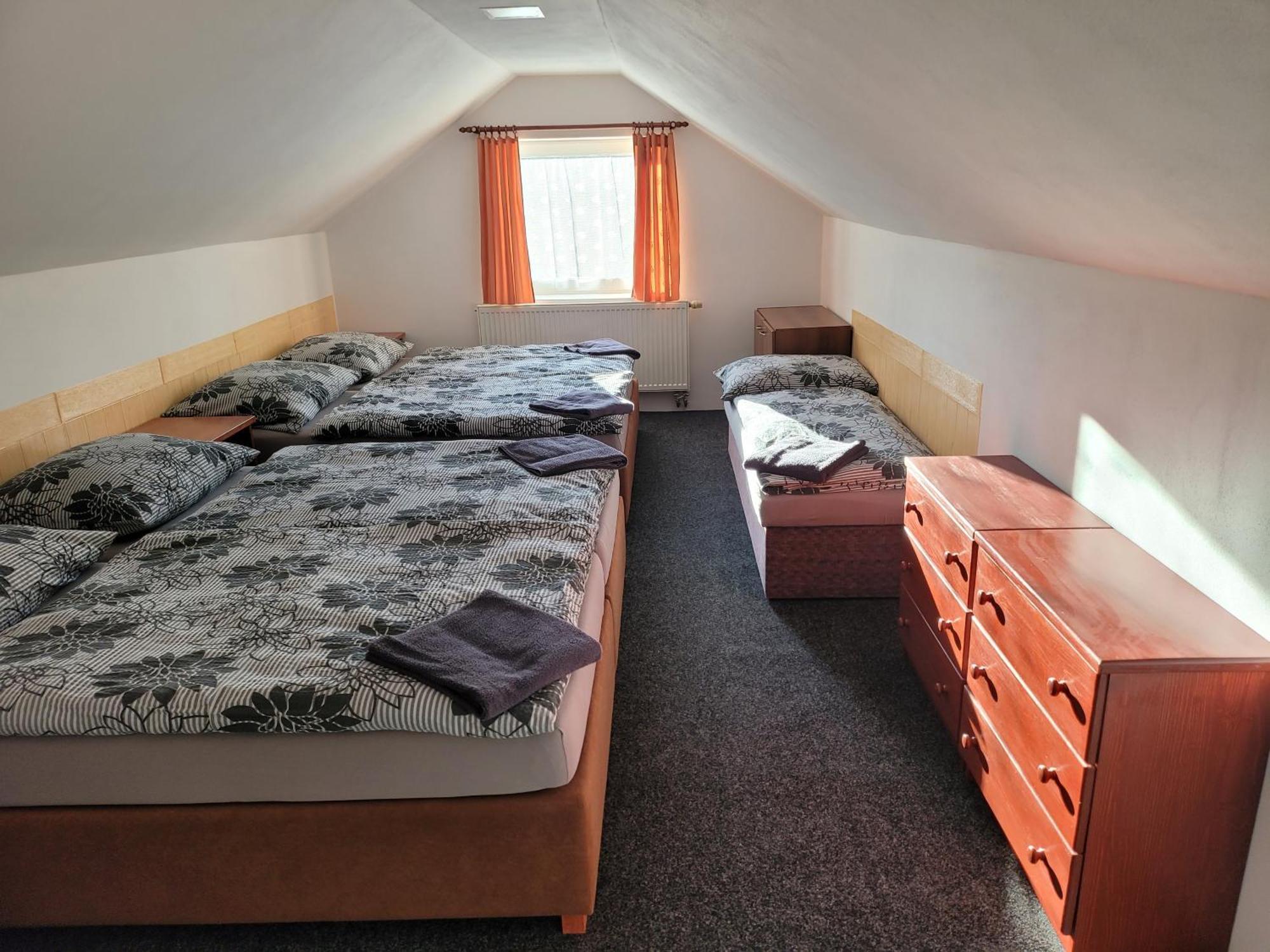 Penzion Karolína Lučany nad Nisou Exterior foto